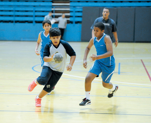 "الدورة كشفت عن مواهب في كرة اليد\tالبيان"