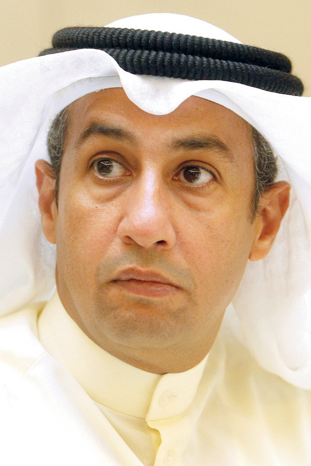 "طارق خالد الحمد"