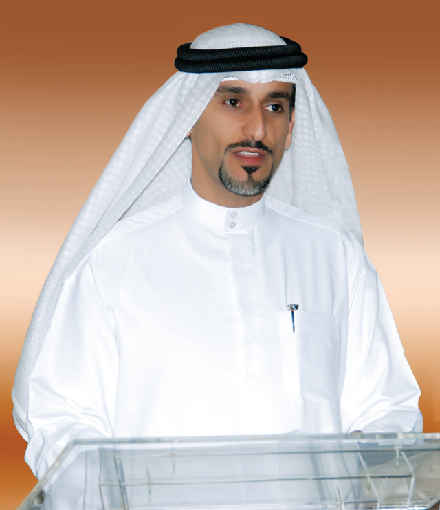 "سيف محمد المدفع"