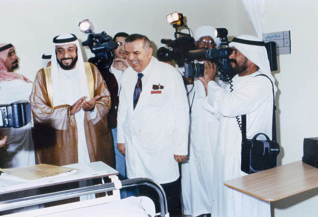 "رئيس الدولة يفتتح مستشفى خليفة"