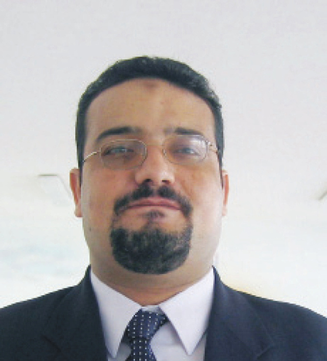 "أشرف العريان"