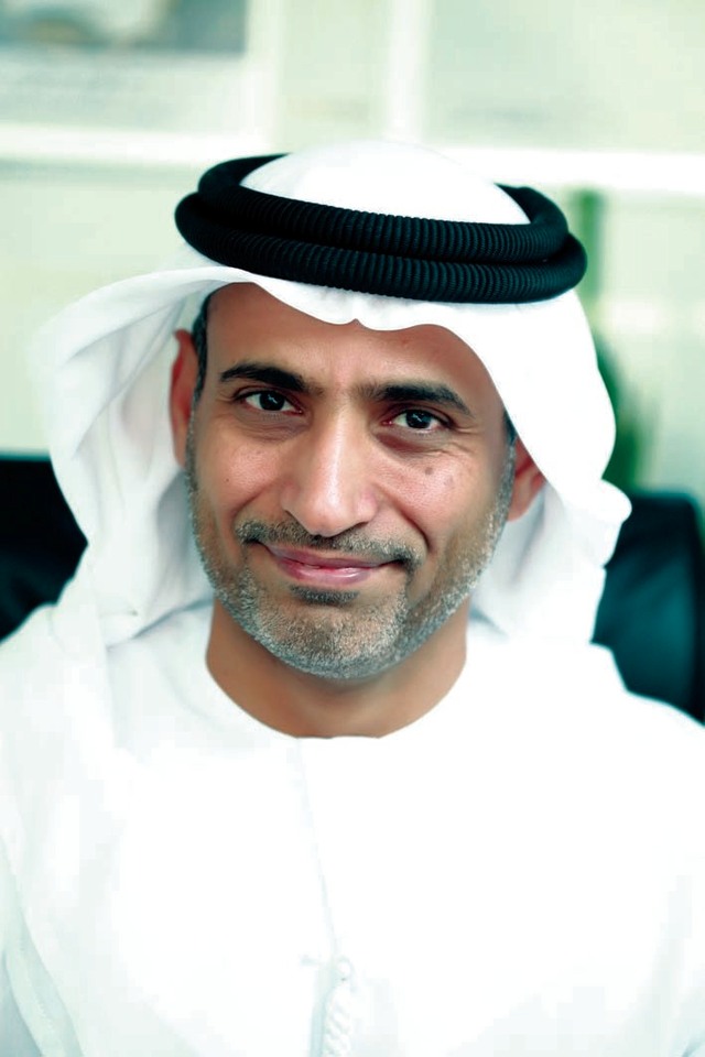 "سيف السويدي"