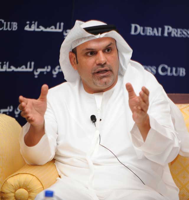 "علي الأحمد - الرئيس التنفيذي للاتصال المؤسسي - اتصالات"