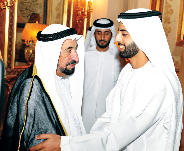 "القاسمي خلال استقبال ولي عهد رأس الخيمة"