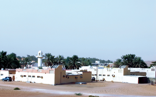 "جانب من أم القيوين"