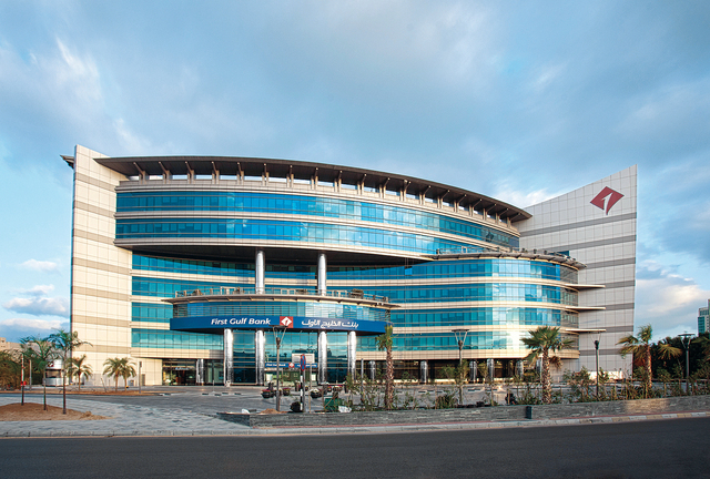 "أداء قوي لبنك الخليج الأول \t  من المصدر"