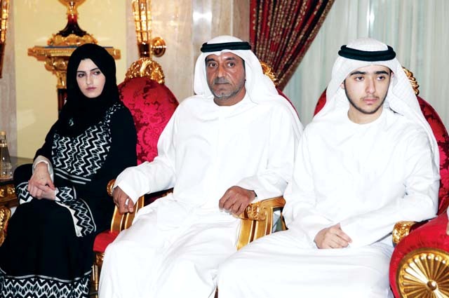 "أحمد بن سعيد والحضور"