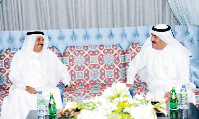 "حاكم أم القيوين خلال استقباله الصابري"