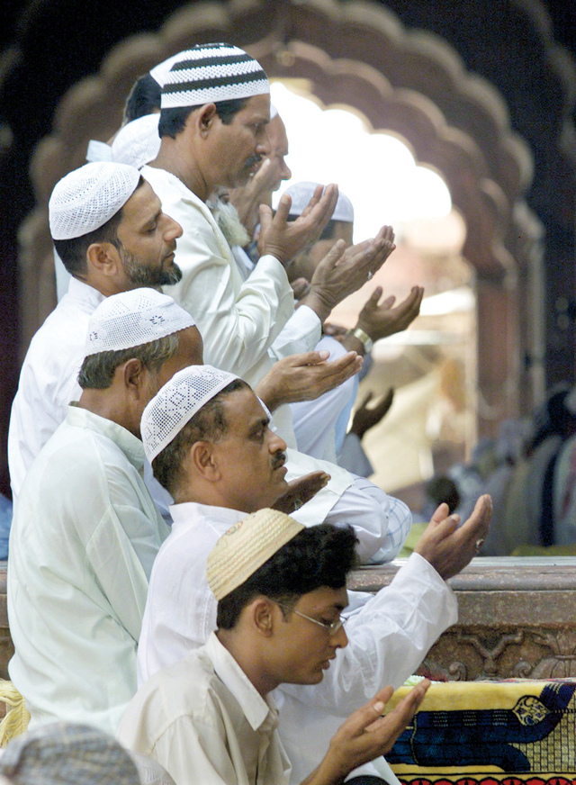 لا اكتئاب بعد اليوم لأنك مهرجان للآخرين