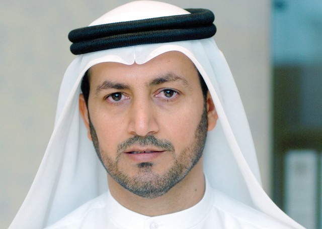 "بن خادم: برنامج الشارقة للتوظيف ارتفع 51 % خلال النصف الأول من 2013"