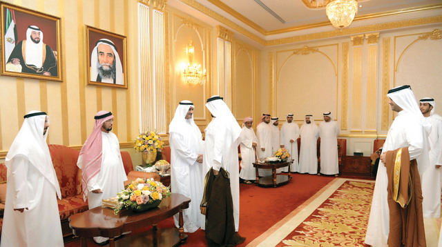 "الشرقي خلال استقبال المهنئين"