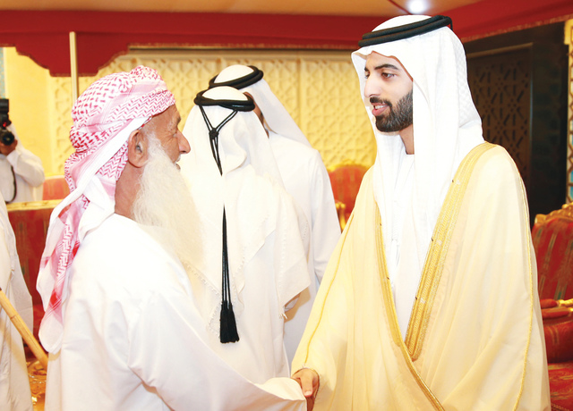 "محمد بن سعود يتلقى تهاني المواطنين"