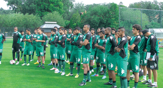 "جانب من تدريبات الجوارح بمعسكرهم الخارجي\t\t من المصدر"