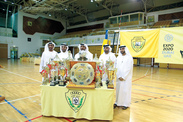 "حصاد نجوم الوصل من الدروع والكؤوس"