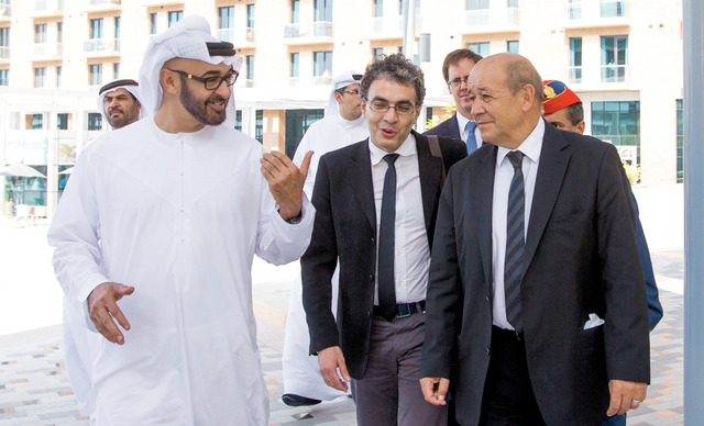 "محمد بن زايد مستقبلاً جان ايف لو دريان"