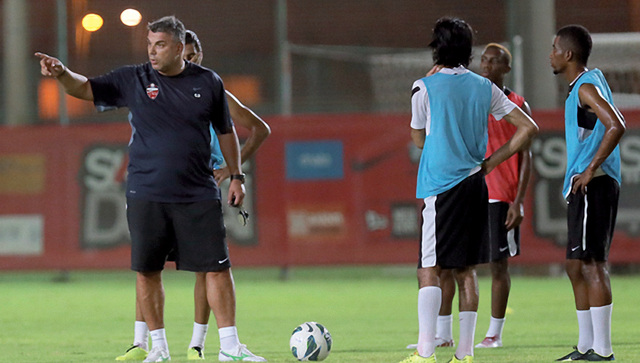 "كوزمين يقود تدريبات الفرسان استعداداً لمواجهة الزعيم  \tمن المصدر"