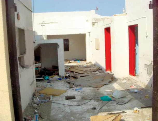 "الأحواش المهجورة مصدر قلق يتم معالجته \tمن المصدر"