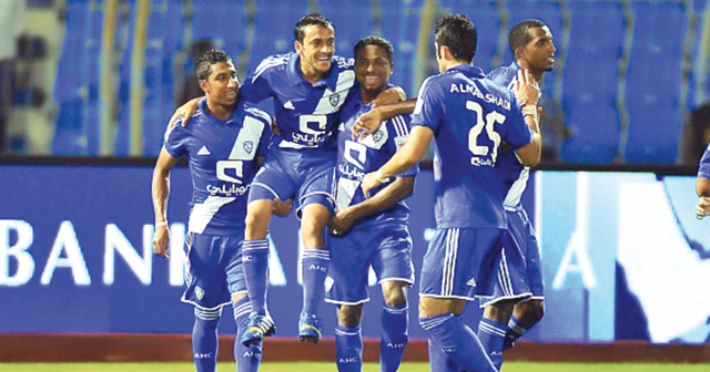 "الهلال يواصل تألقه فى الدوري السعودي \tمن المصدر"