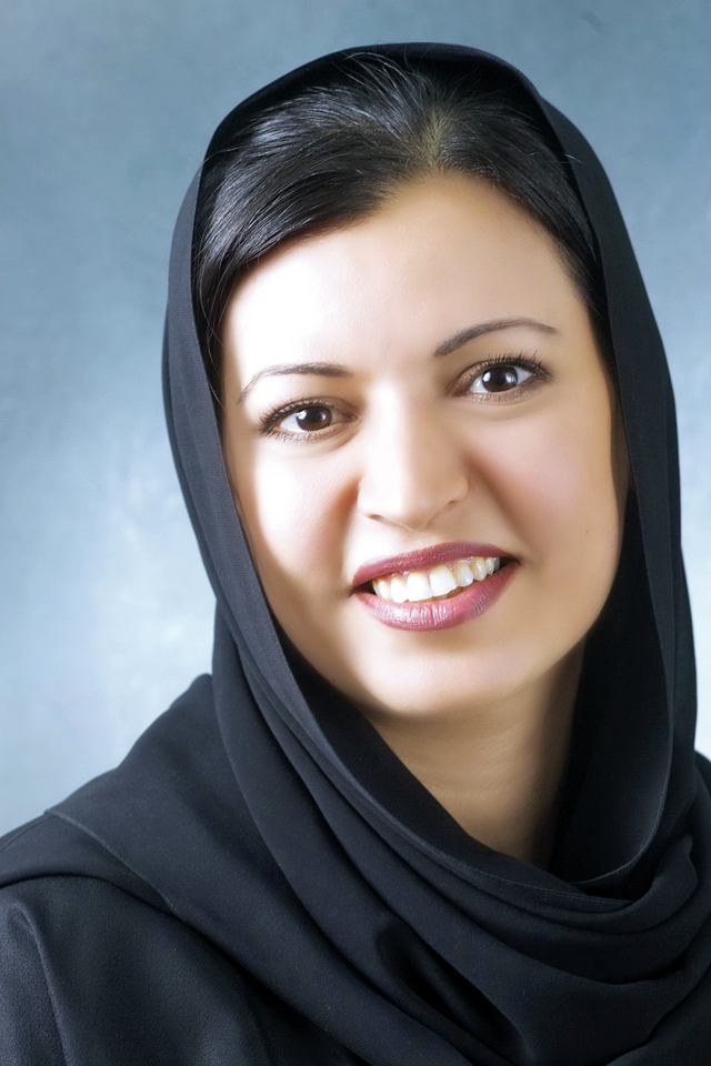 "عائشة البوسميط"