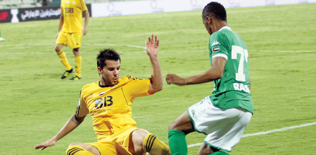 "الوصل حقق فوزه الأول على الشباب في افتتاح كأس المحترفين\tتصوير: موهان"