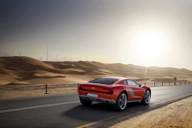 "محرك 5.0 V10 TDI بقوة 544 حصان و1000 نيوتن متر من عزم الدوران، 0-100 خلال 3.8 ث"