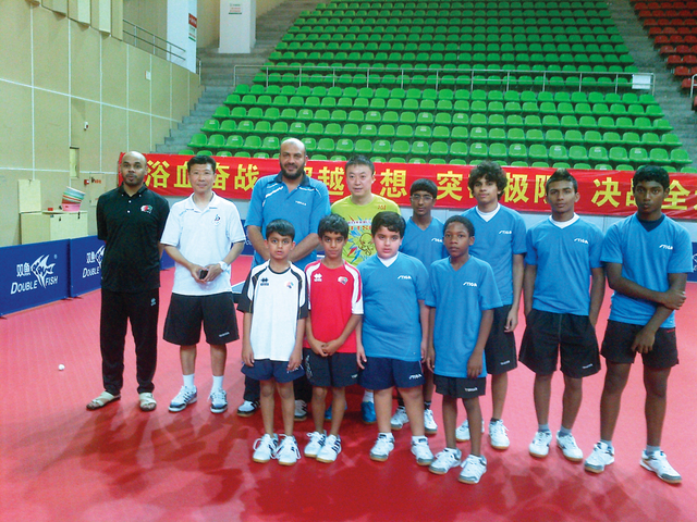 "لقطة جماعية للاعبي منتخبنا الوطني العائد بميداليات الخليج الملونة من المصدر"