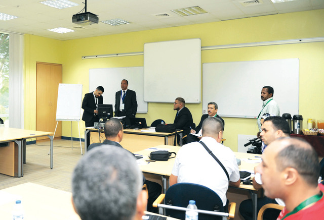"ورشة عمل حول الاهتمام بصحة العاملين"