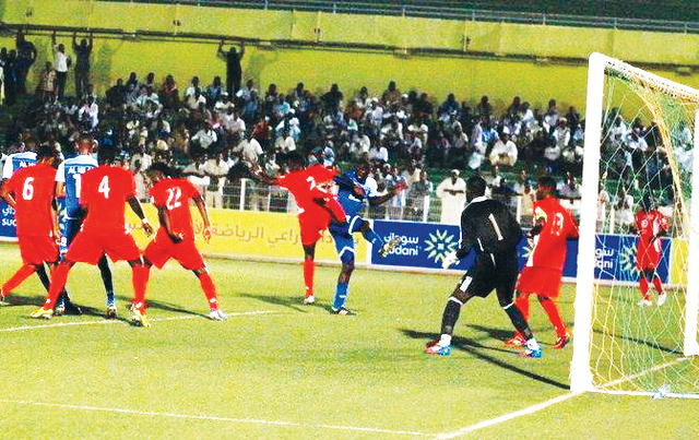 الهلال يهزم الفرسان ويواصل مطاردة المريخ في الدوري السوداني