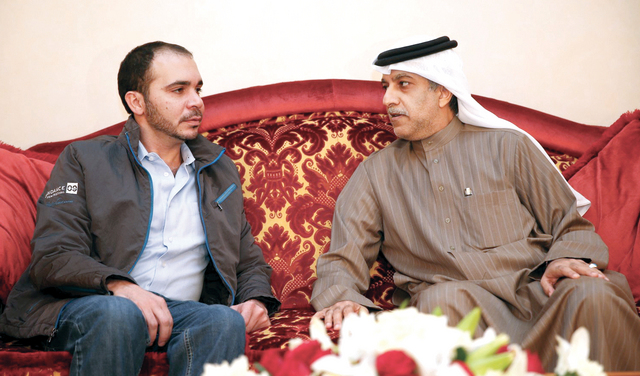 "سلمان بن إبراهيم وعلي بن الحسين في لقاء سابق \t البيان"