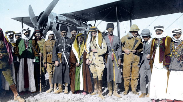 "الصحاري والقبائل العربية خلبت لبّ المغامر الآتي من بلاد الإنجليز"