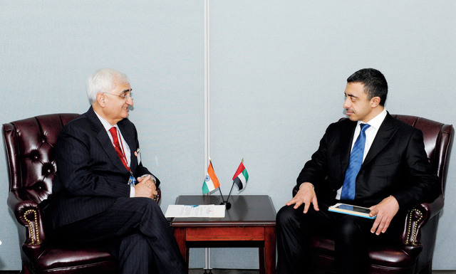 "..ووزير خارجية الهند \tوام"