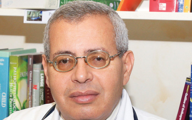 "د. عبدالكريم حلمي"