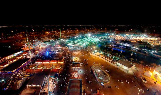القرية العالمية 2013.. مفاجآتٌ جديدة للزوار وفعالياتٌ عائلية حافلة بالاكتشاف والترفيه