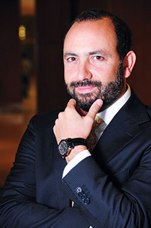 "تشارلز نحاس"