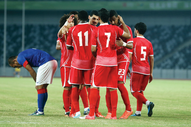 "فرحة نجوم الأبيض بالفوز الكبير"