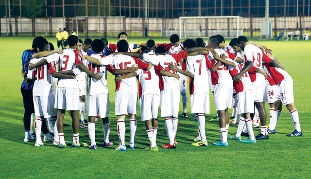 "علاقة حميمة بين نجوم منتخب الناشئين \t\t\tمن المصدر"