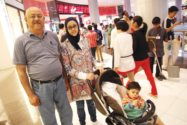 "فؤاد الأربش برفقة عائلته"
