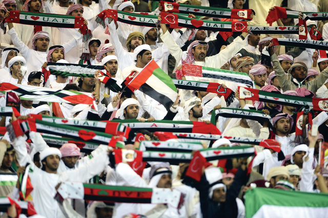 "الجماهير الإماراتية تنتظر بشغف مباراة الأبيض والبرازيل \tالبيان"