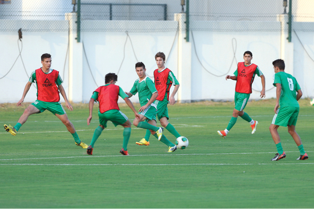 "تدريبات منتخب العراق استعداداًللبطولة\tتصوير - ناصر بابو"