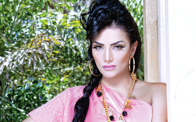 "حورية فرغلي"