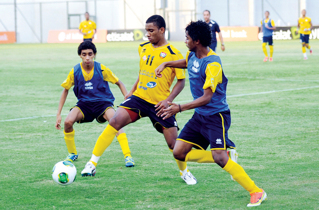 "الأبيض يسعى إلى تغيير الصورة في مواجهة السامبا \tالبيان"