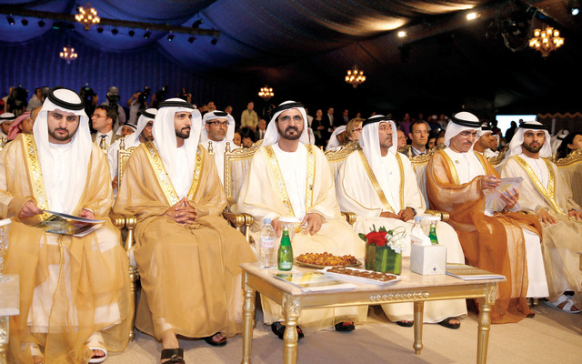 "محمد بن راشد وحمدان ومكتوم بن محمد وأحمد بن سعيد ومنصور بن محمد وسعيد الطاير"