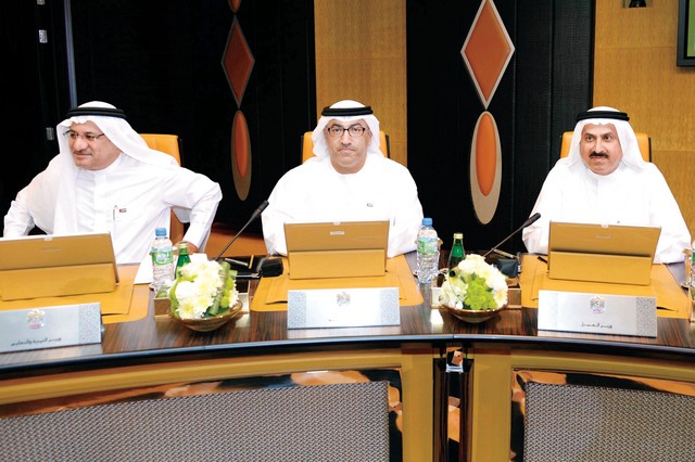 "العويس والقطامي وغباش"