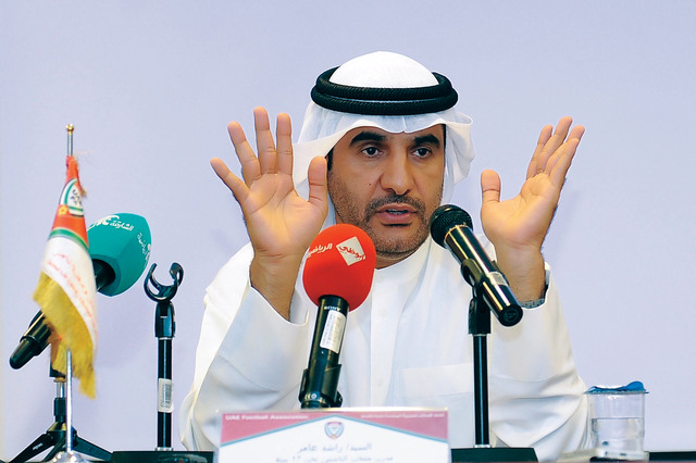"راشد يوضح الحقائق"