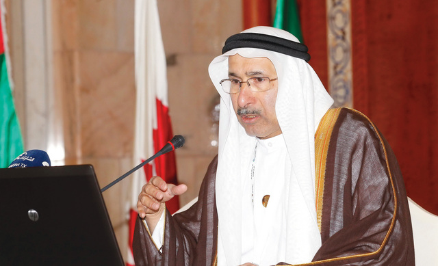 "السويدي خلال إلقاء كلمته"