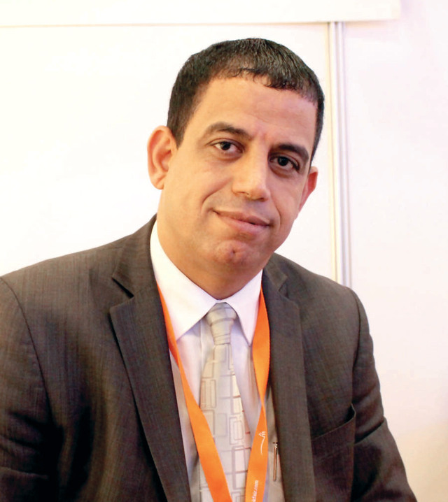 "أشرف شاهين"