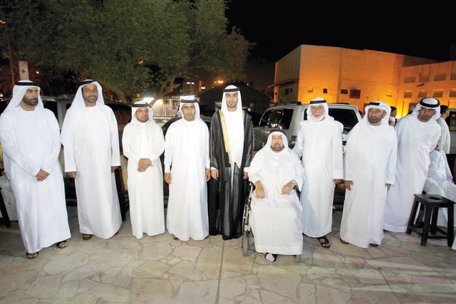 "عمران الطواش، محمد العيسى، عبدالله جاني، يوسف خوري، العريس، ناصر الطواش، حسين سليمان، خلفان بن ثعلوب وعبدالعزيز الطواش"