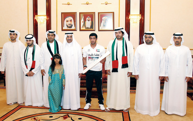 حمد الشرقي  يوقع وثيقة «البيت متوحد» إيذاناً بإطلاقها