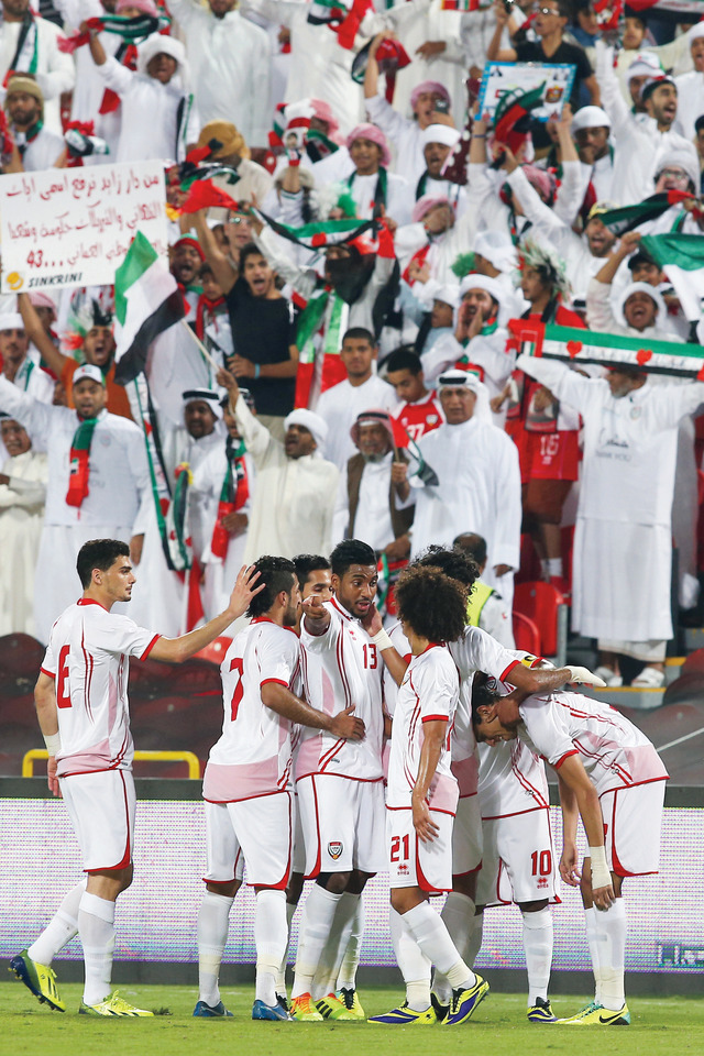 "احتفالية رائعة مع الجماهير\tالبيان"