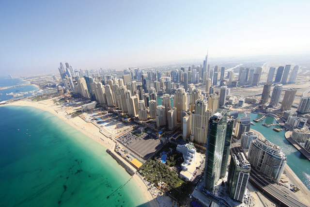 "يتوقع 76% من المشاركين تأثيراً بارزاً أو ايجابياً لاستضافة إكسبو على القطاع العقاري \tأرشيفية"